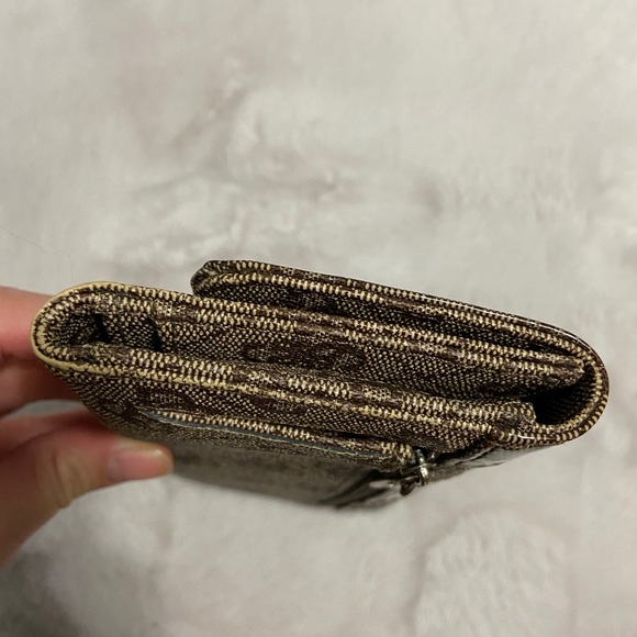 Guess wallet - Picture 5 of 10